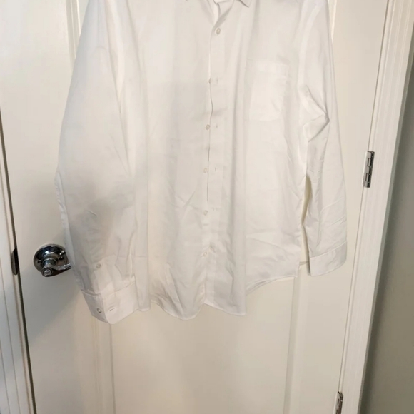 Large white mens dress shirt - Picture 2 of 5